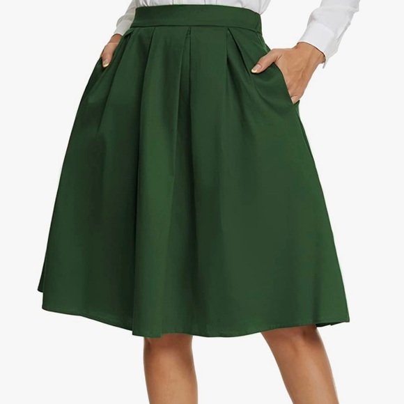 A-Line Pleated Skirt with Pockets - Picture 1 of 3
